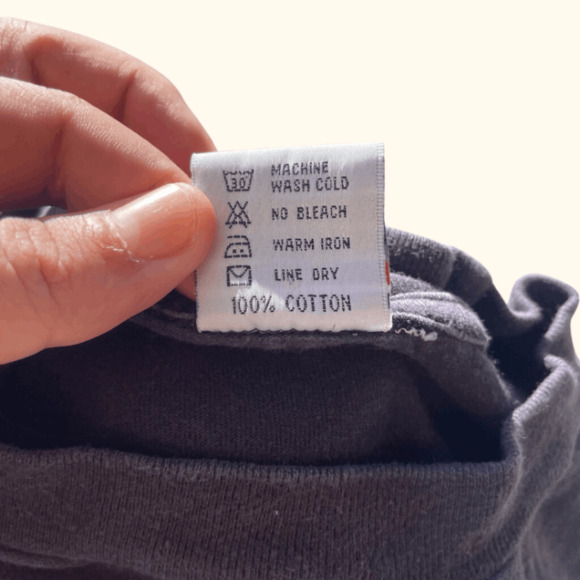 Hard Rock Cafe Graphic Tee | Black | Size L | Vintage 90s - Picture 3 of 5